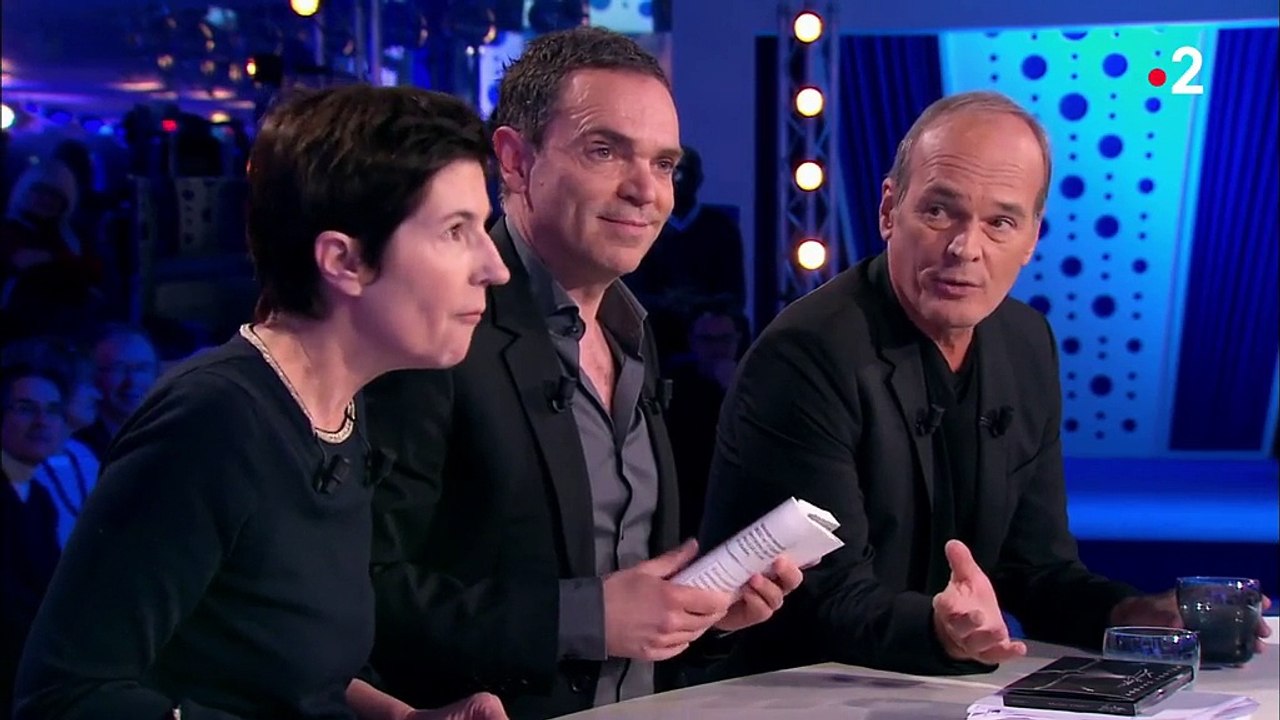 "Vous n'aimez pas les blagues" : le clash entre Baffie et Angot sur le plateau de "On n'est pas couché"
