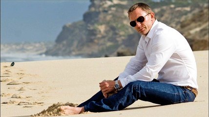Daniel Craig, English Actor.
