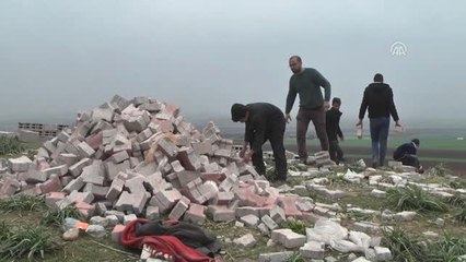 Hataylı Çobandan Harekata Dev Bayraklı Destek