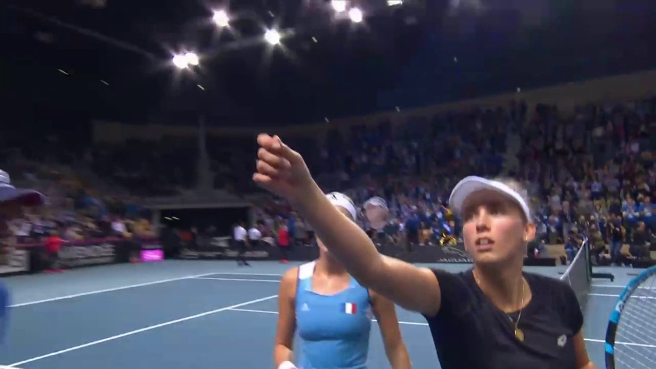 Mladenovic wins