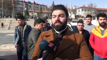 Otomobilleriyle Ay-Yıldız yaptılar