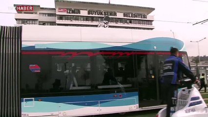 Konak tramvayının ilk deneme sürüşü yapıldı