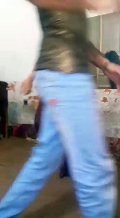 Daddy Mummy hi nahi ghar pe pichle kamre me ghus ke