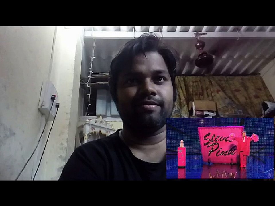 Stevie Pink master illusionist takes to the stage!!  Britain's Got !! Magic Trick Reaction