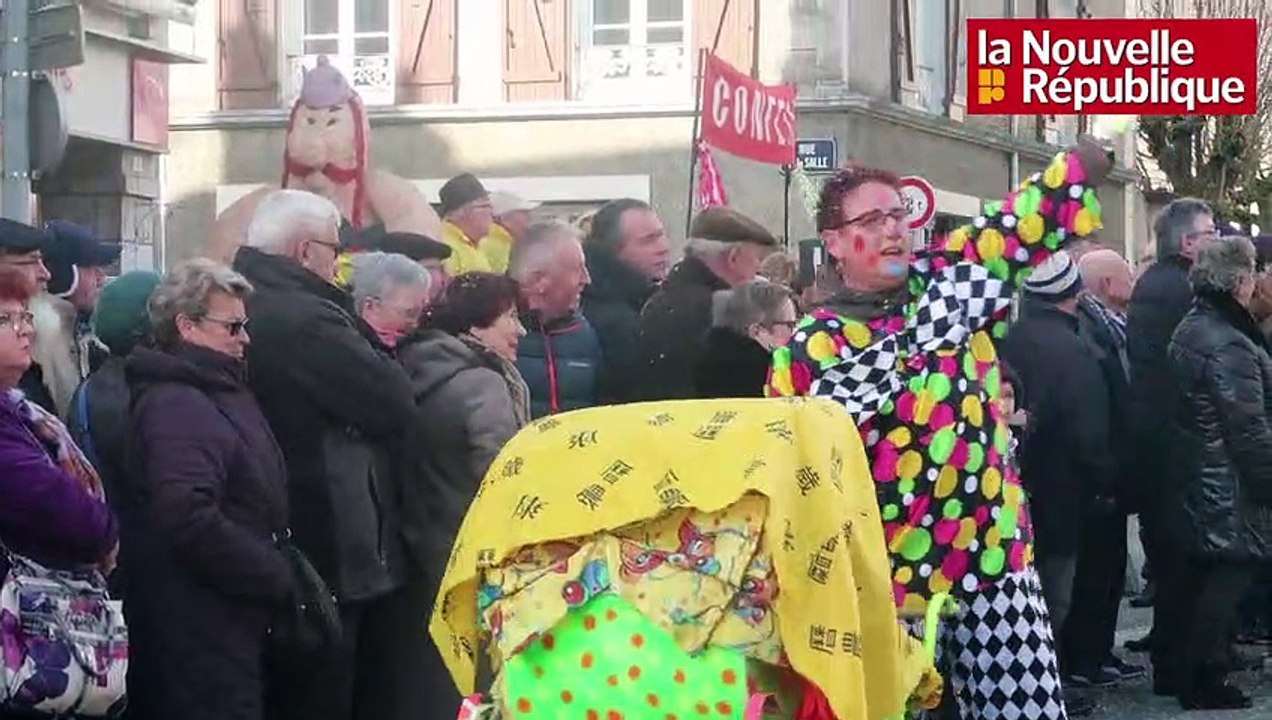 VIDEO 41. Le carnaval bat son plein à Oucques