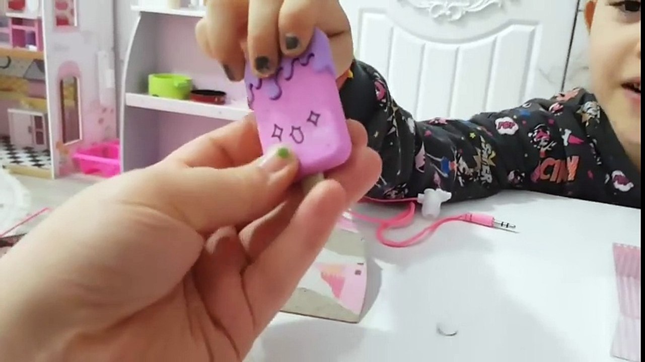 ÖYKÜ OYUNCAK DONDURMAYI YİYEMEDİ - WOO-HOOBOX YENİYILIN İLK SAYISI  Unpacking Learn  For Kids Videos