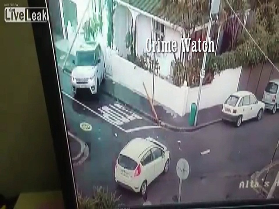Watch Cape Town accident caught on CCTV