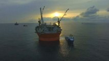 Türk savaş gemileri sondaj gemisini engelledi iddiası