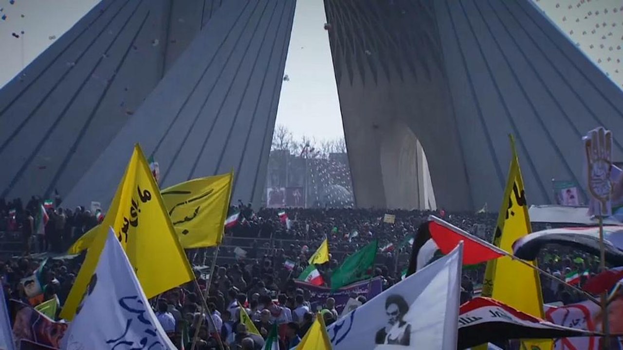 Zum 39. Jahrestag der islamischen Revolution: Rohani ruft zur Einheit auf