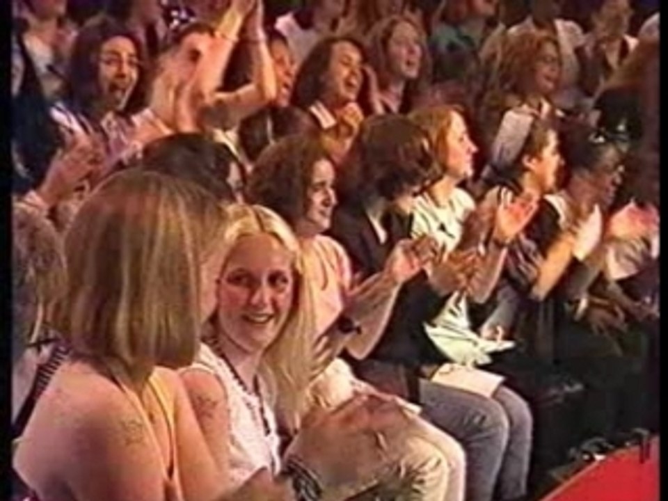 Worlds Apart - Emission "Tout est possible" - 1ère partie