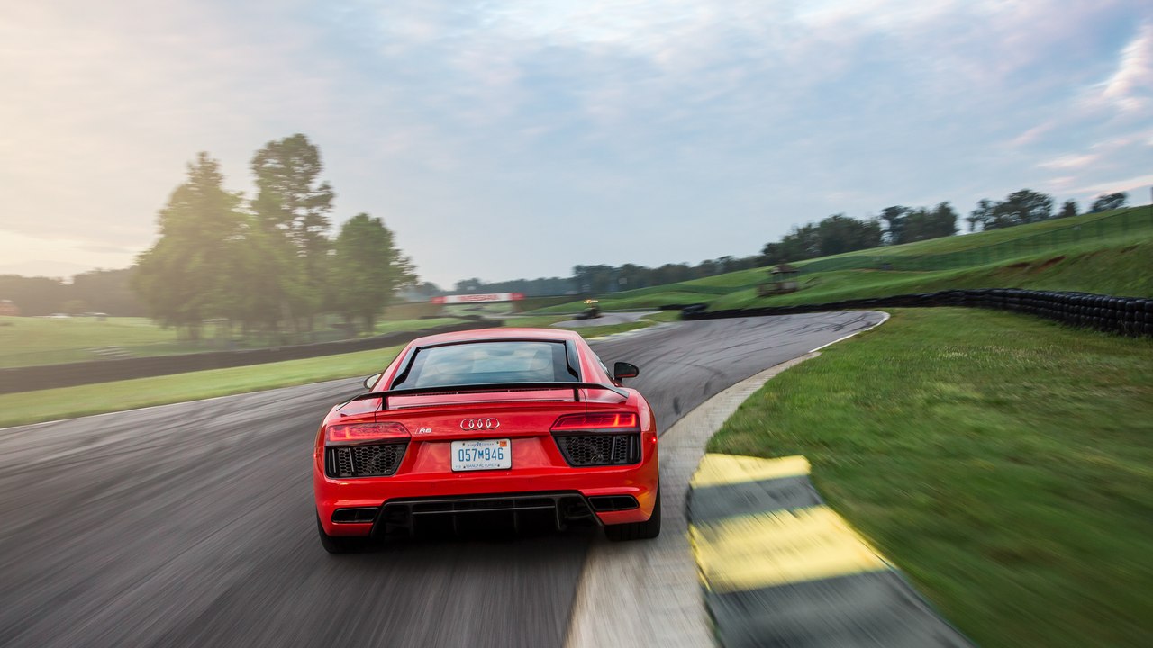 Audi R8 V10 Plus at Lightning Lap 2016