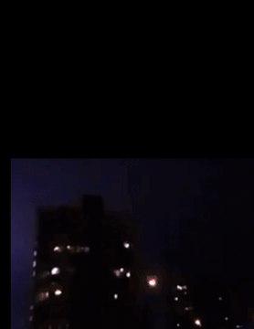 Spectacular Lightning Storm Flashes Above Surfers Paradise