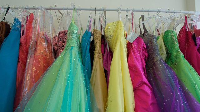 21 Gorgeous Unique Prom Dresses No One Else Will Have