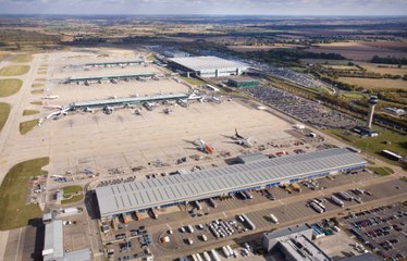City Havalimanı 2. Dünya Savaşı'ndan Kalma Bomba Nedeniyle Kapatıldı
