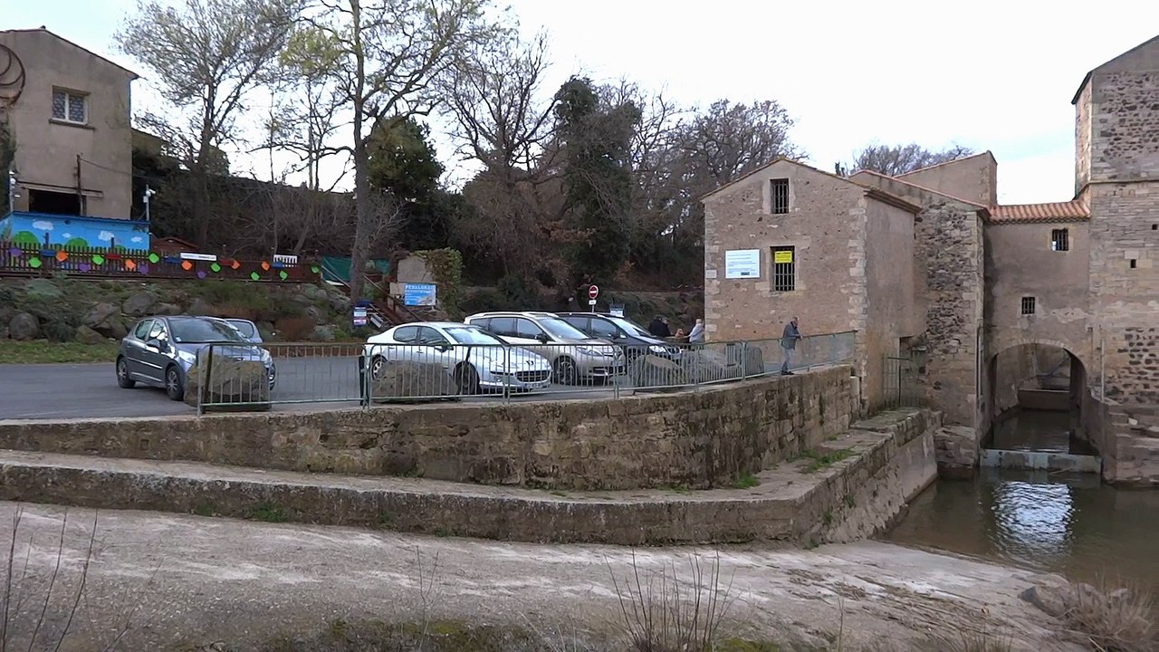 LE MOULIN et le PONT ROMAIN . ST THIBERY 34 (03)