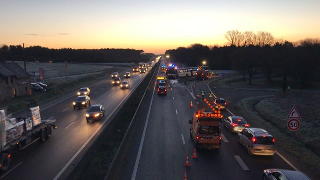 Un bus scolaire percuté par un camion