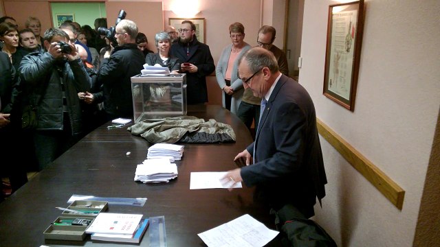 L'annonce par Michel Mantel, le maire sortant, des élections municipales partielles intégrales à Vincey