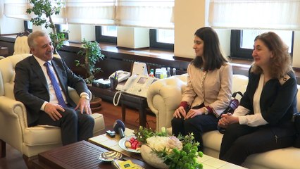 Bakan Arslan, Aziz Sancar bursunun ilk sahibini kabul etti  - ANKARA