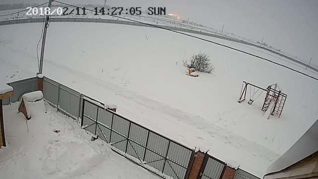 Dramatic CCTV footage shows moment of Russia plane crash near Moscow