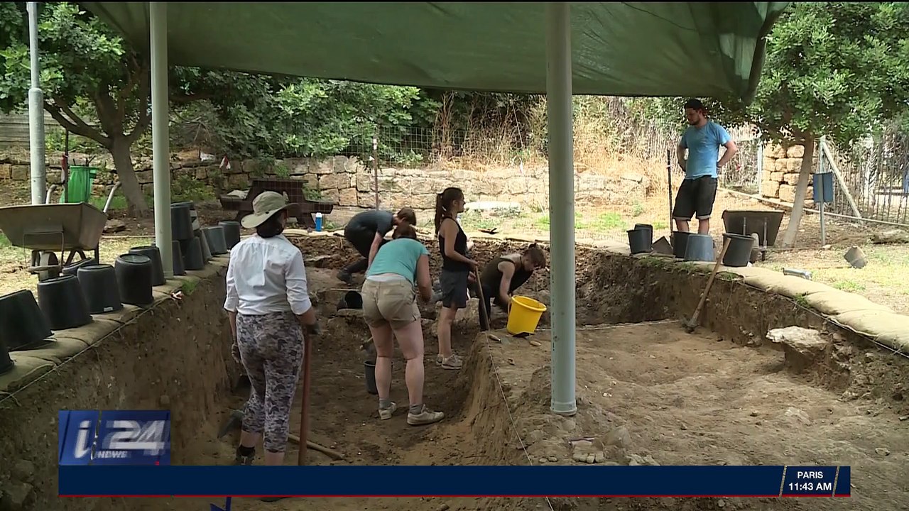 HOLY LAND UNCOVERED | Frankie Snyder, the lone volunteer | Monday, February 12th 2018