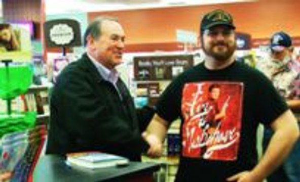 Mike Huckabee Shares His Comedic Influences