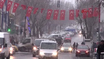 Kars'ta Kar Yağışı, Ziyaretçileri Sevindirdi