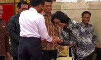 Jokowi Salami Menteri Terbaik Dunia, Sri Mulyani
