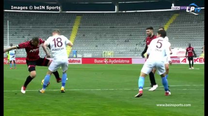 Prêtés : Hubocan injouable !