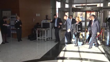 İyi Partili Özdağ: Ciddilerse İncirlik'teki Bütün Uçuşları Durdururlar