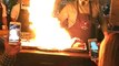 Un cuisinier fait des flammes dans un restaurant (Fail)
