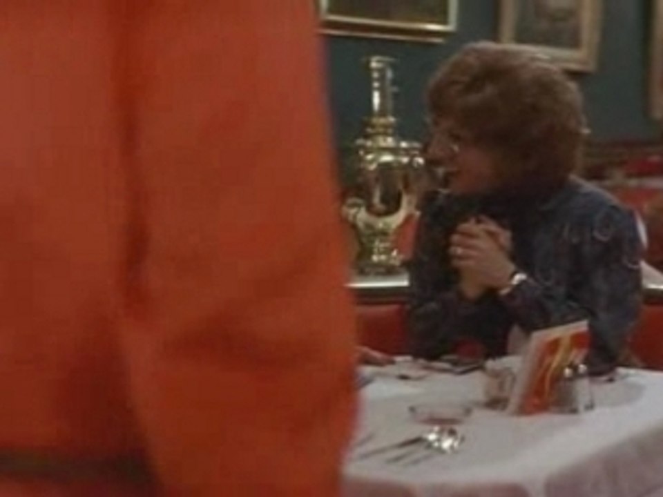 Tootsie - Extrait dans le Tea Russe
