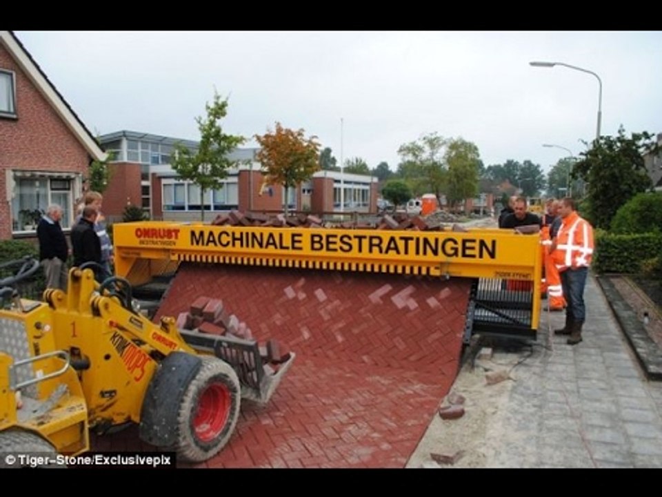 Stone Brick Road Laying Machines Super Intelligent Equipment