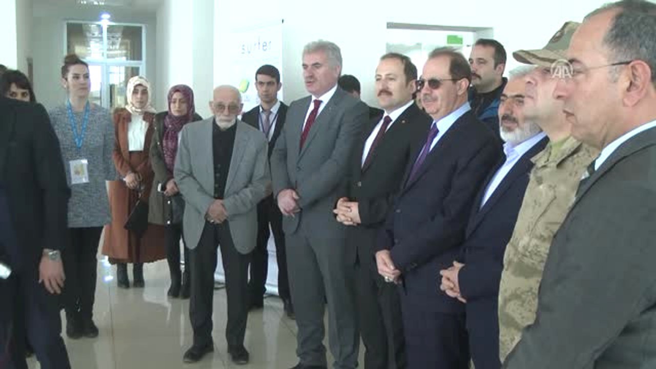 Matematikle Hayal Kurmak Imagınary" Sergisinin Açılışı