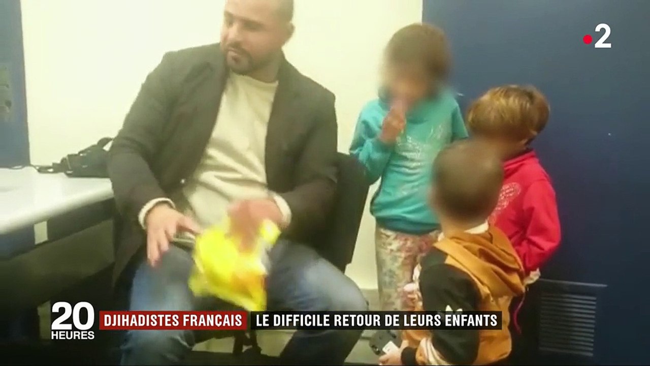 DOCUMENT FRANCE 2. L'émouvant témoignage d'un père qui a retrouvé ses deux filles, rentrées de Syrie avec leur mère radicalisée
