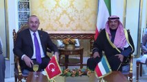 Dışişleri Bakanı Çavuşoğlu, Kuveyt ve Iraklı mevkidaşları ile görüştü - KUVEYT