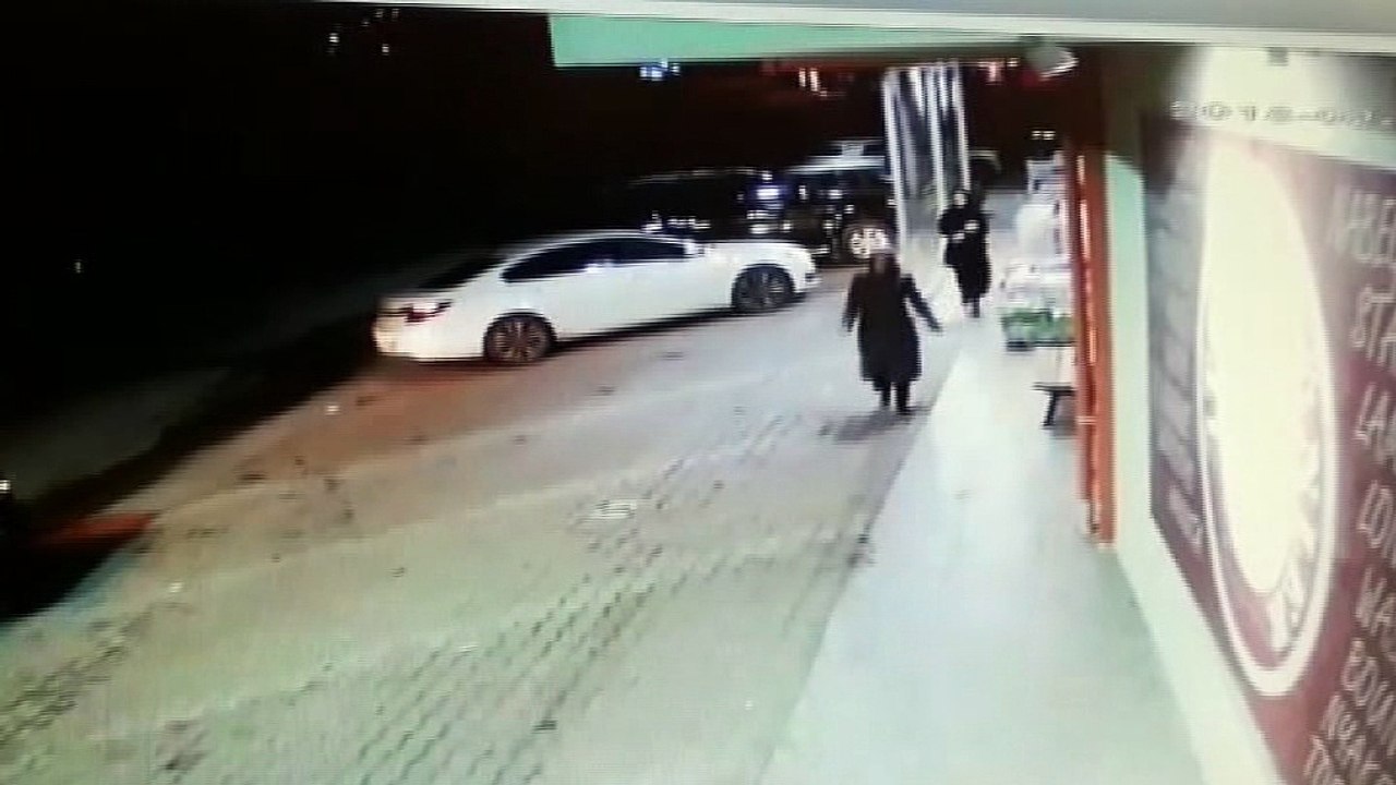 Direksiyon başında kalp krizi geçiren sürücü böyle kaza yaptı