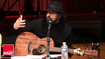 La différence entre le tribunal et le théâtre - La chanson de Redouanne Harjane