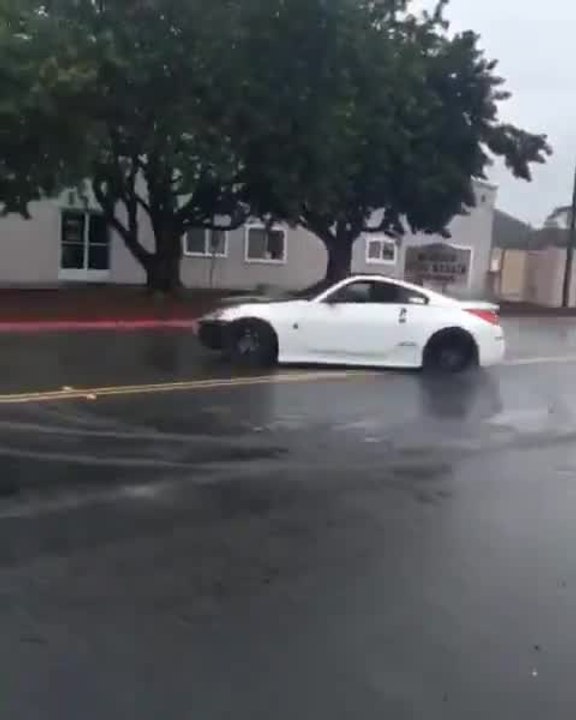 350Z Sideways Fun