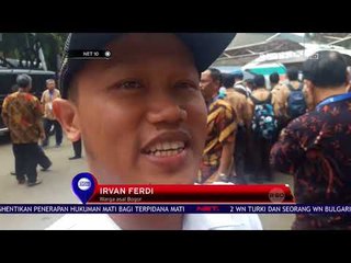 Mobil RI-2 Jadi Spot Foto Warga  - NET 10