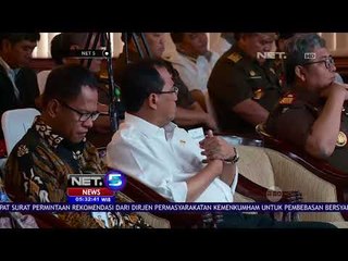 Keluarga Korban Longsor Terima Bantuan - NET 5