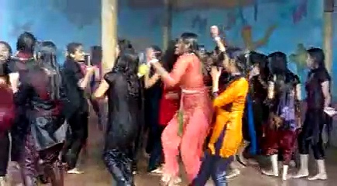 saiya_ji_neeche_hum_upar_se____bhojpuri_song_Arkestra_dance____by_It_s_Entertain_1 =bipin bihari 2018=
