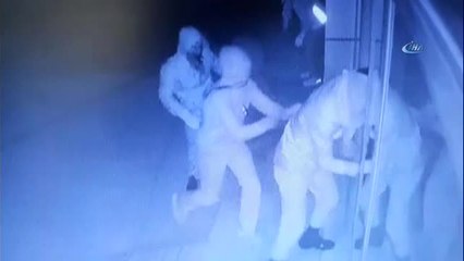 Maskeli Hırsızlardan Sopalı Soygun Kamerada