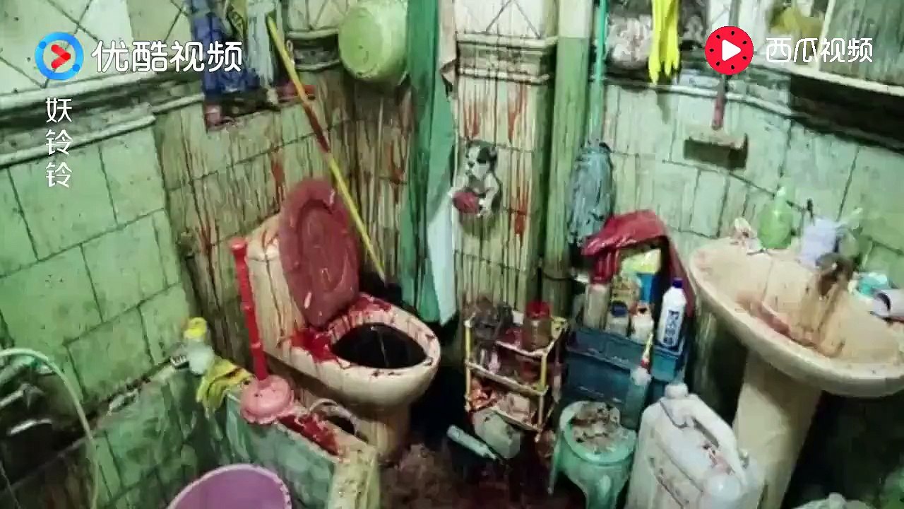 《妖铃铃 Demon bell》吴君如：过分了吧，怎么我也是来帮你们抓鬼的，居然这样对我