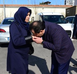 Şoförün 2,5 Lira İçin Azarladığı Şehit Annesinden, Belediye Başkanı ve Emniyet Müdürü Özür Diledi