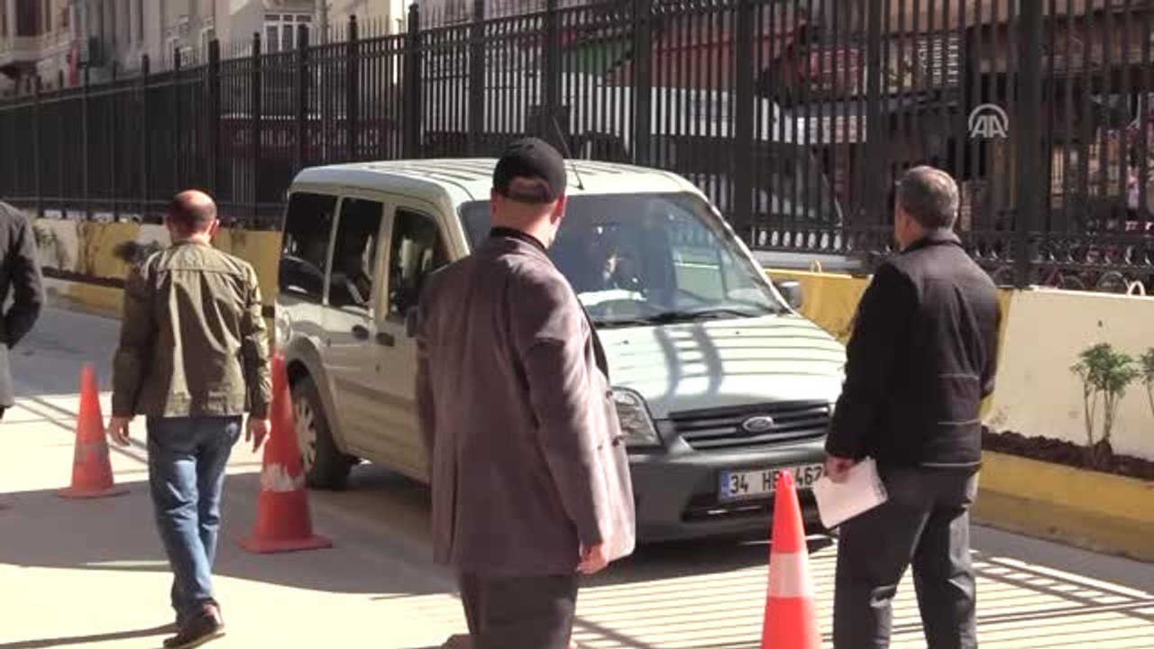 Otobüs Şoförünün Şehit Annesine Hakaret Ettiği İddiası - Şoförün Adliyeye Getirilişi