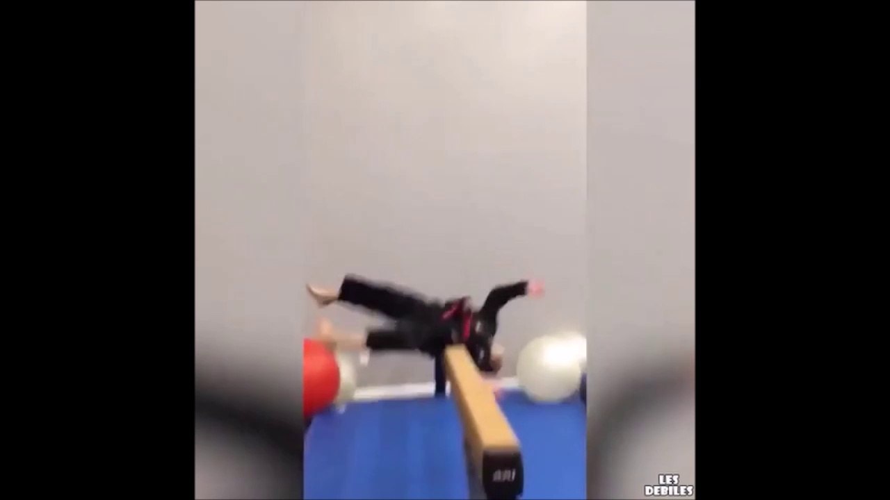 Lui il va avoir des gros problèmes de dos...