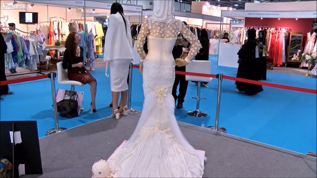 Ce gâteau de mariage vaut 1 million de dollars