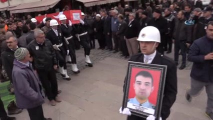 Kazada Şehit Olan Polis Son Yolculuğuna Uğurlandı