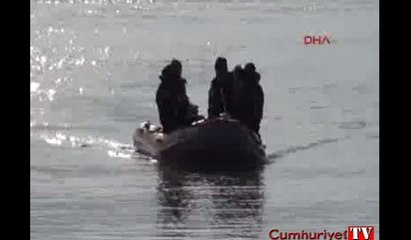 Edirne'de kaçakların botu alabora oldu