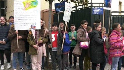 Όχι στις πλαστικές σακούλες από μαθητές της Λαμίας